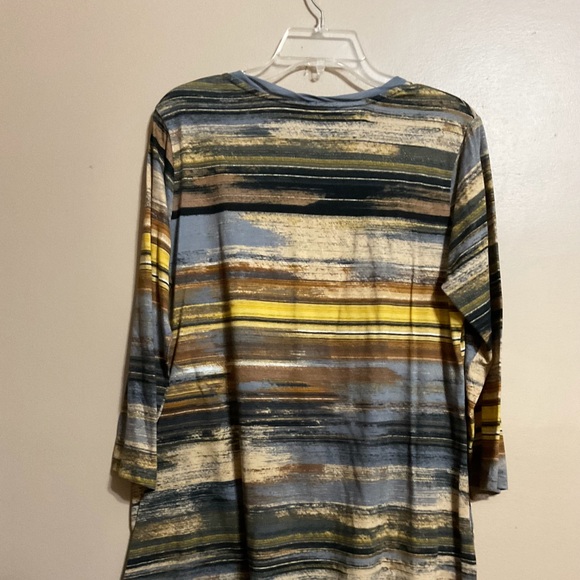 LOGO Lori Goldstein M Gray YEL,gold,striped tunic shank hem NWOT 3/4 sl, - Picture 2 of 4